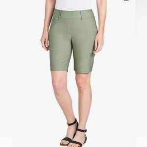 Hilary Radley Women’s Midweight Bermuda Short / Size Sml / Color Sage (Y-W)